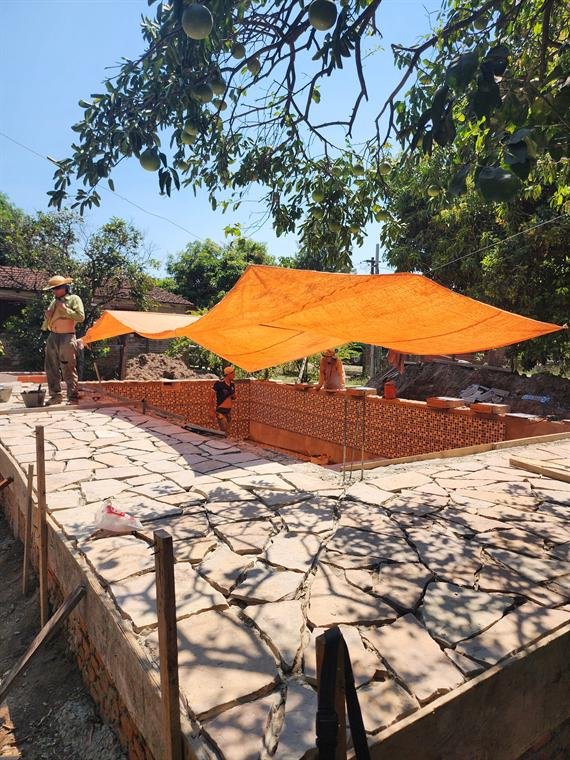 Piscina con borde de laja · Proceso